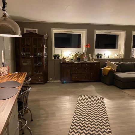 Lyngen, Mackay Appartment, Lyngen Lyngseidet Exteriér fotografie