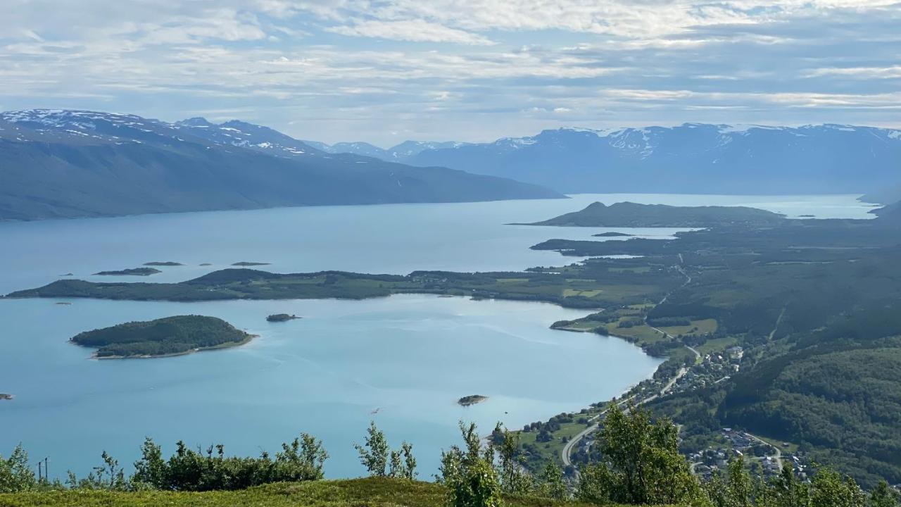 Lyngen, Mackay Appartment, Lyngen Lyngseidet Exteriér fotografie
