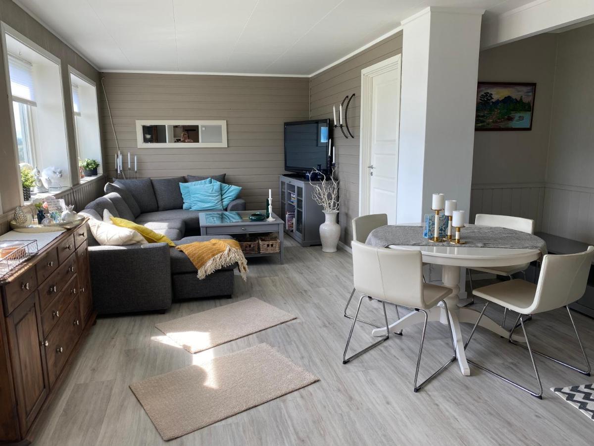 Lyngen, Mackay Appartment, Lyngen Lyngseidet Exteriér fotografie